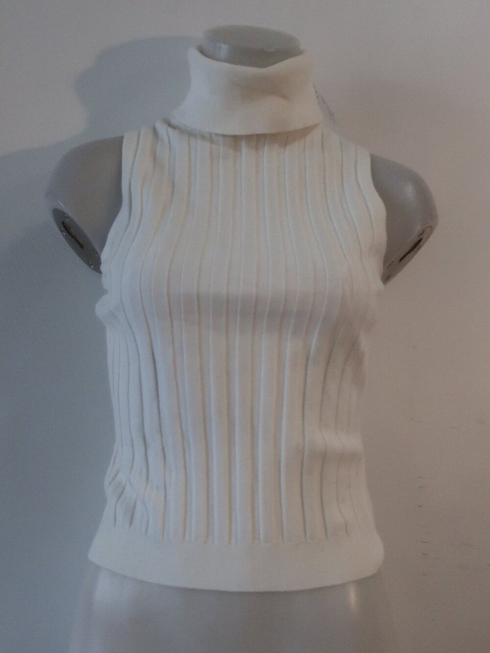 NWT French Connection Porcelain Cream (Item-11) Sleeveless Turtleneck Sweater XS